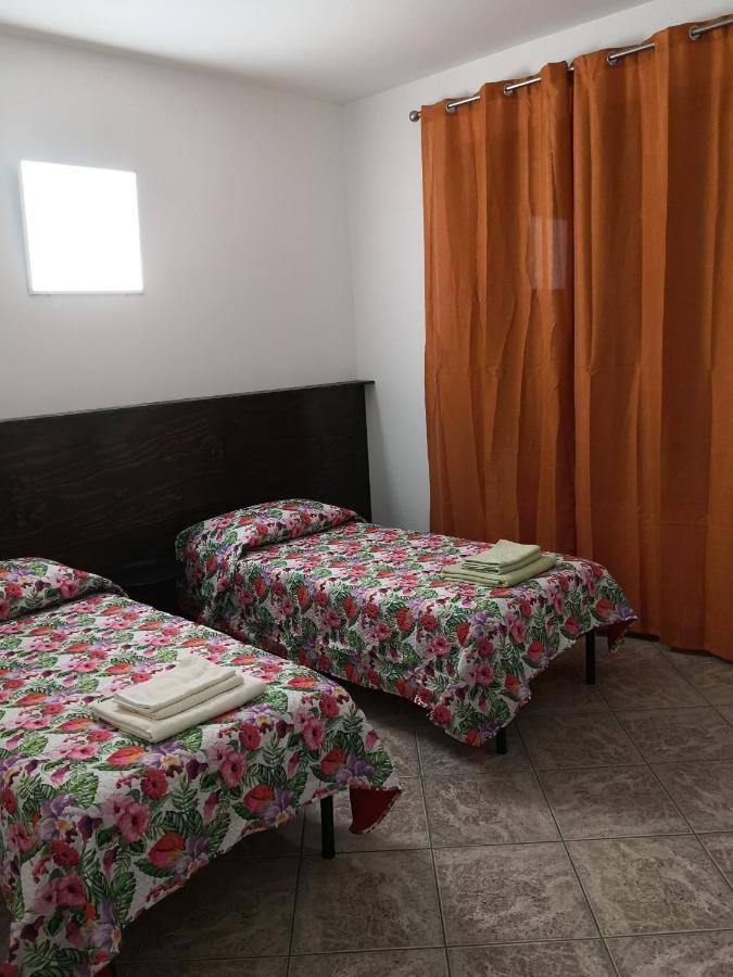 ライナーテ Lux Rho Fiera Bed & Breakfast エクステリア 写真